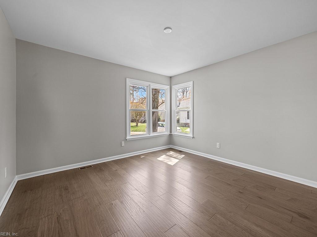 1300 Hunningdon Woods BLVD