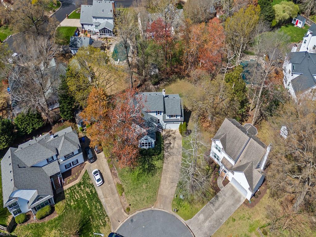 1300 Hunningdon Woods BLVD