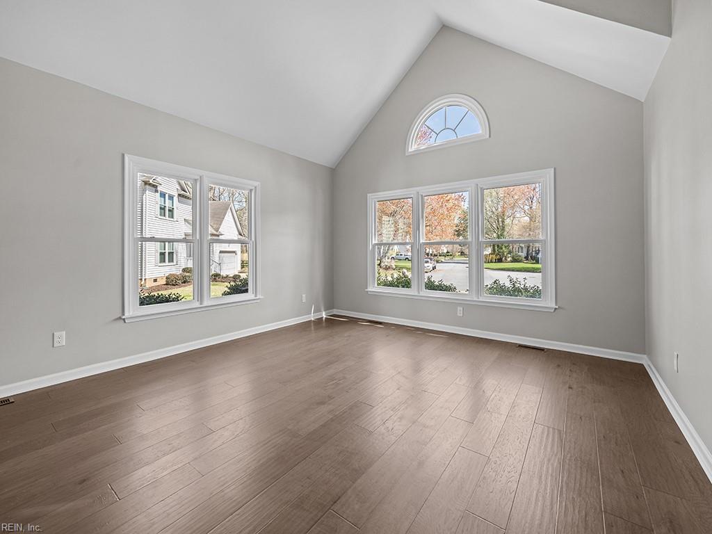 1300 Hunningdon Woods BLVD