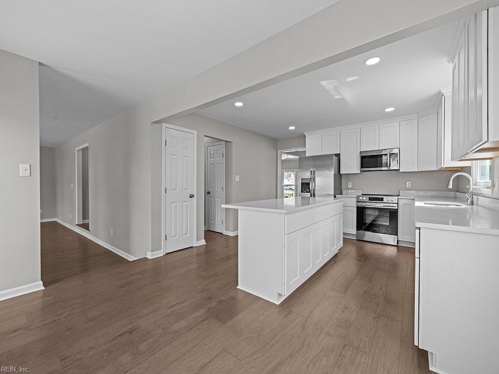 1300 Hunningdon Woods BLVD