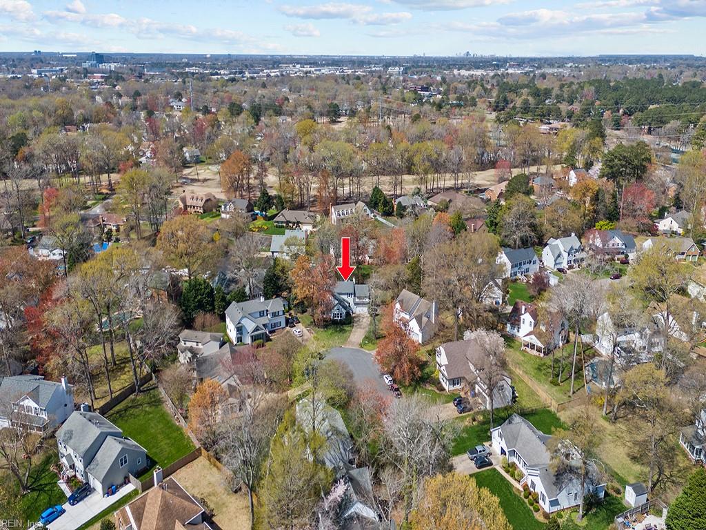 1300 Hunningdon Woods BLVD