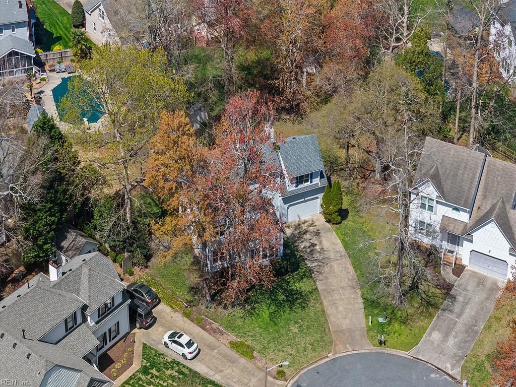 1300 Hunningdon Woods BLVD