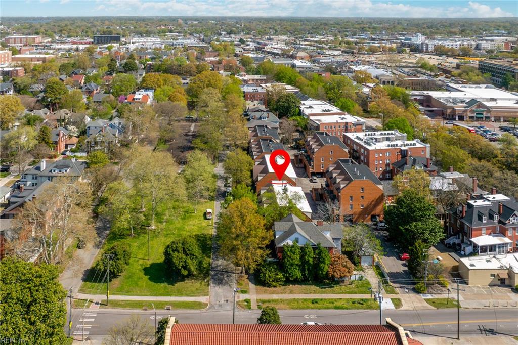 1206 Stockley GDNS 405