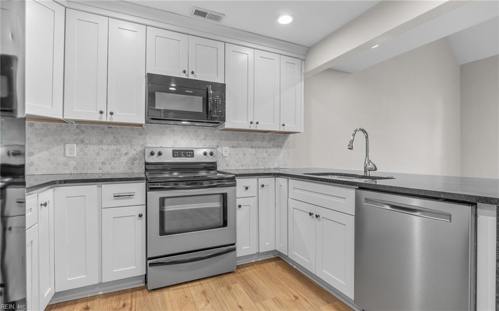 1206 Stockley GDNS 405