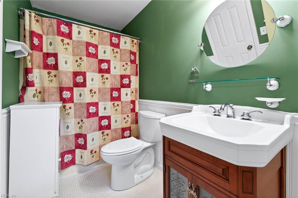 4910 Cypress Point CIR 102
