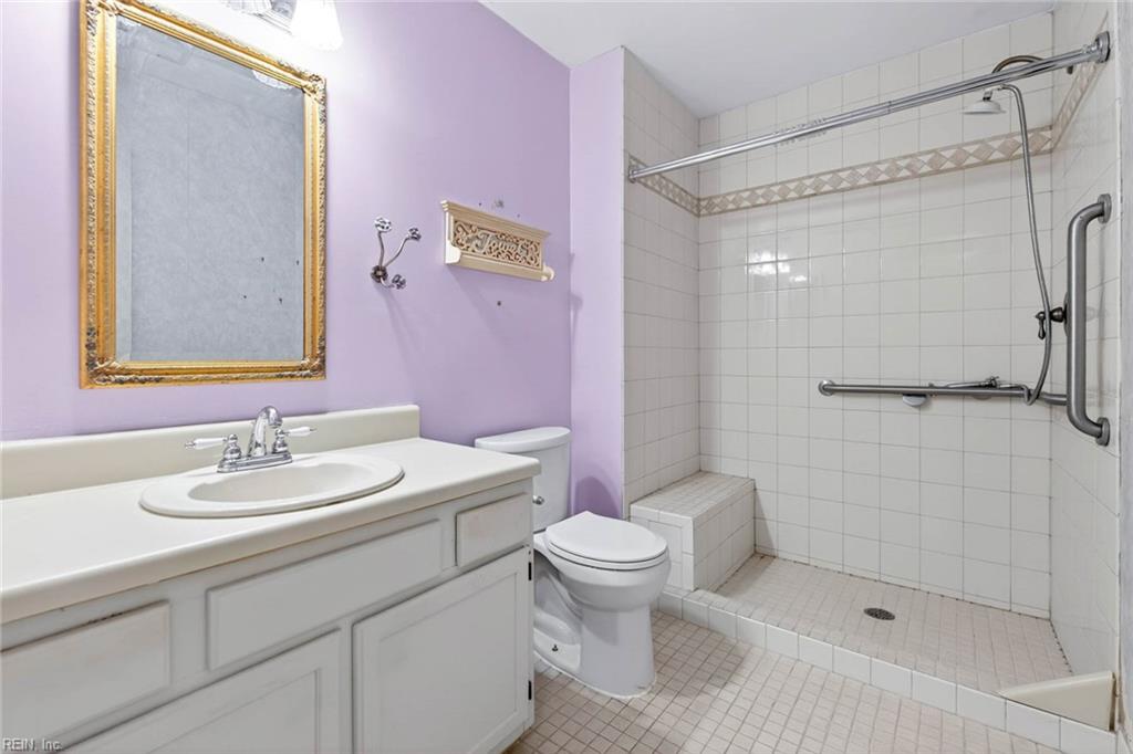 4910 Cypress Point CIR 102