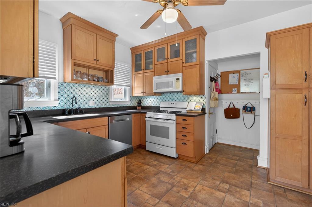 1509 Ashland AVE