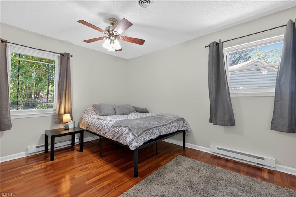 1117 Camelot CT