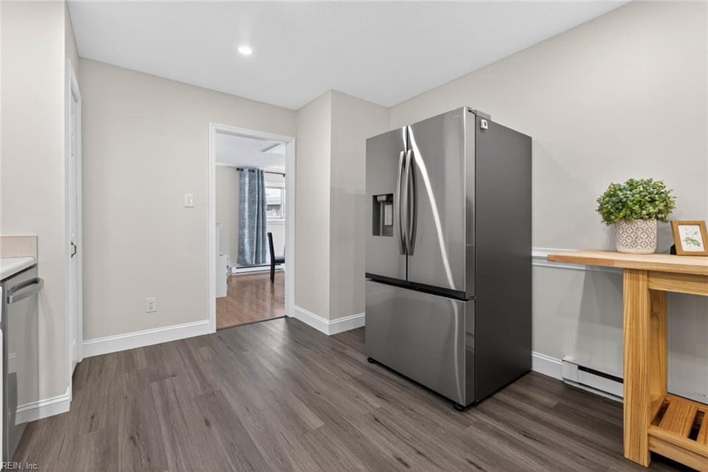 1117 Camelot CT
