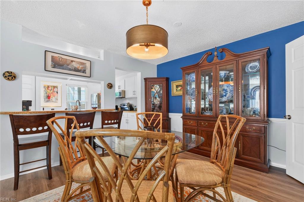 2104 Retreat CT