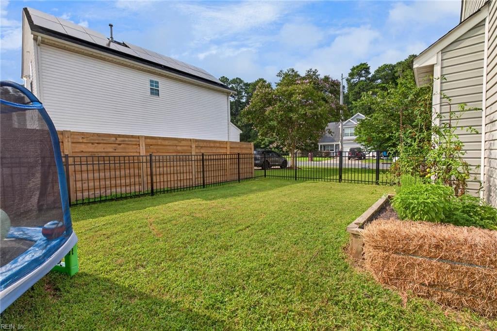 1217 Destiny WAY