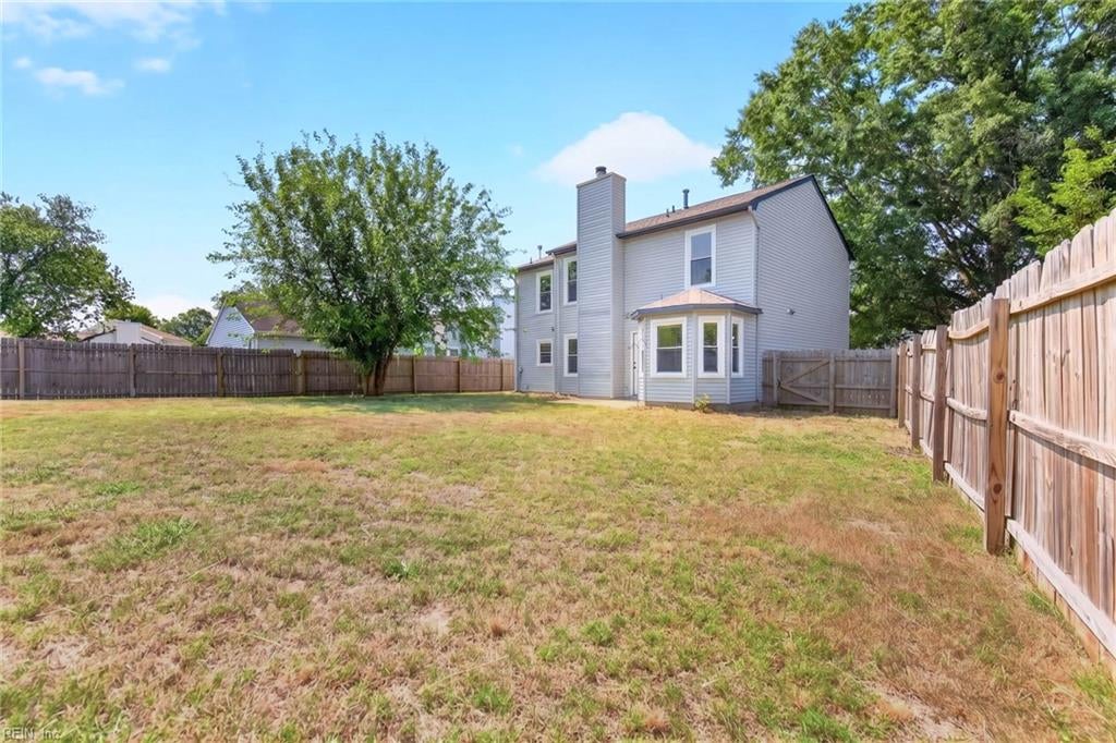 1220 Renoir CT