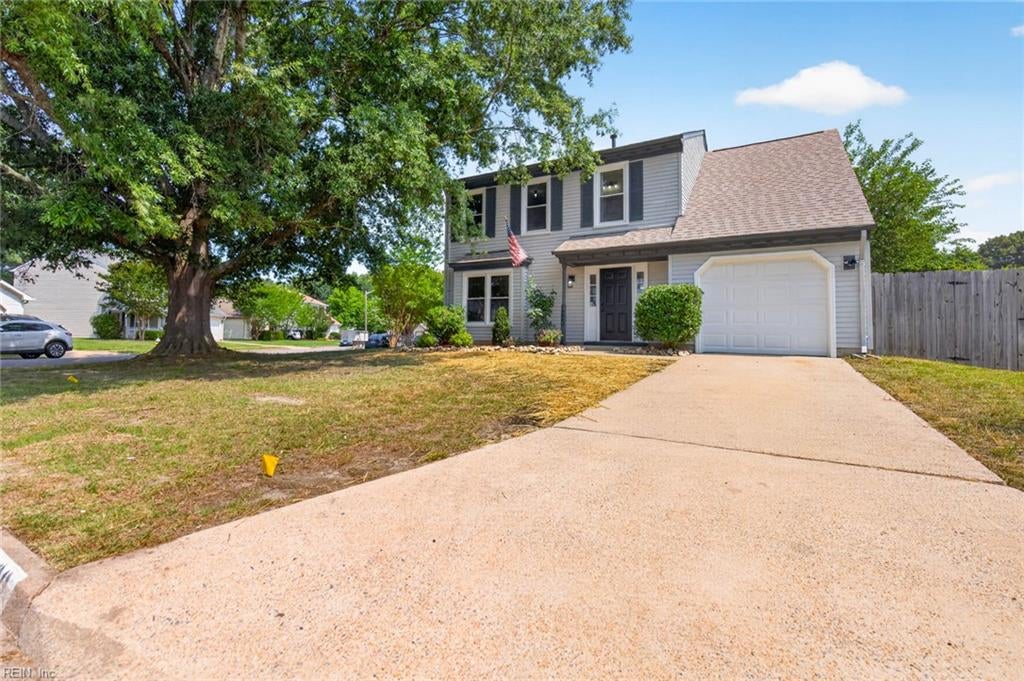 1220 Renoir CT