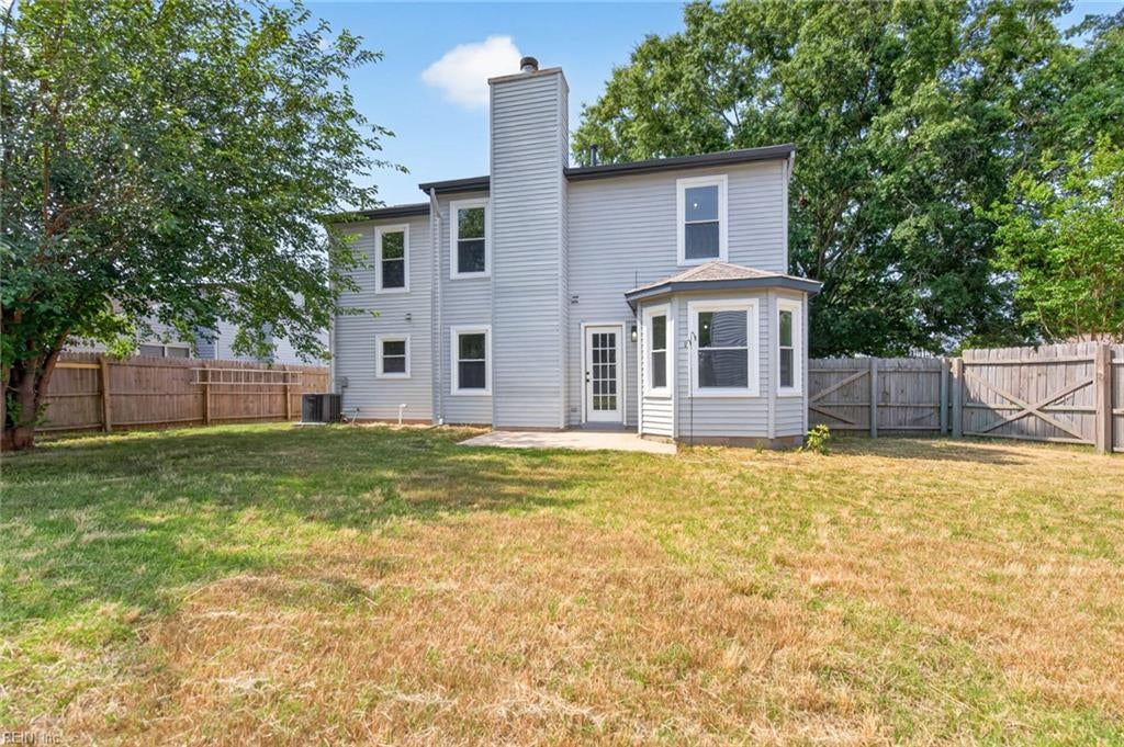 1220 Renoir CT