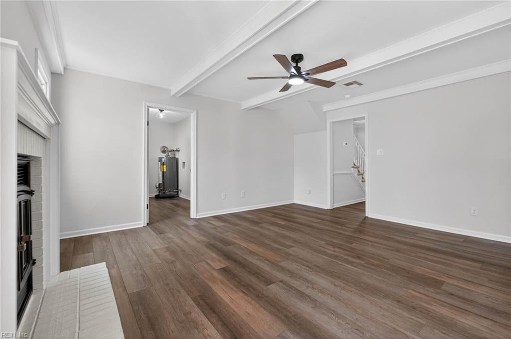 1220 Renoir CT