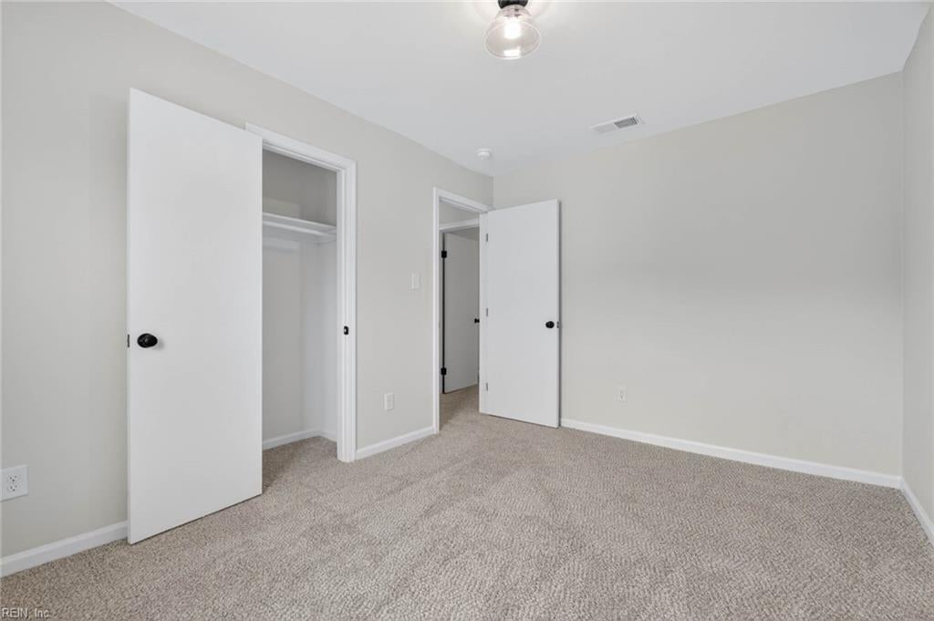 1220 Renoir CT