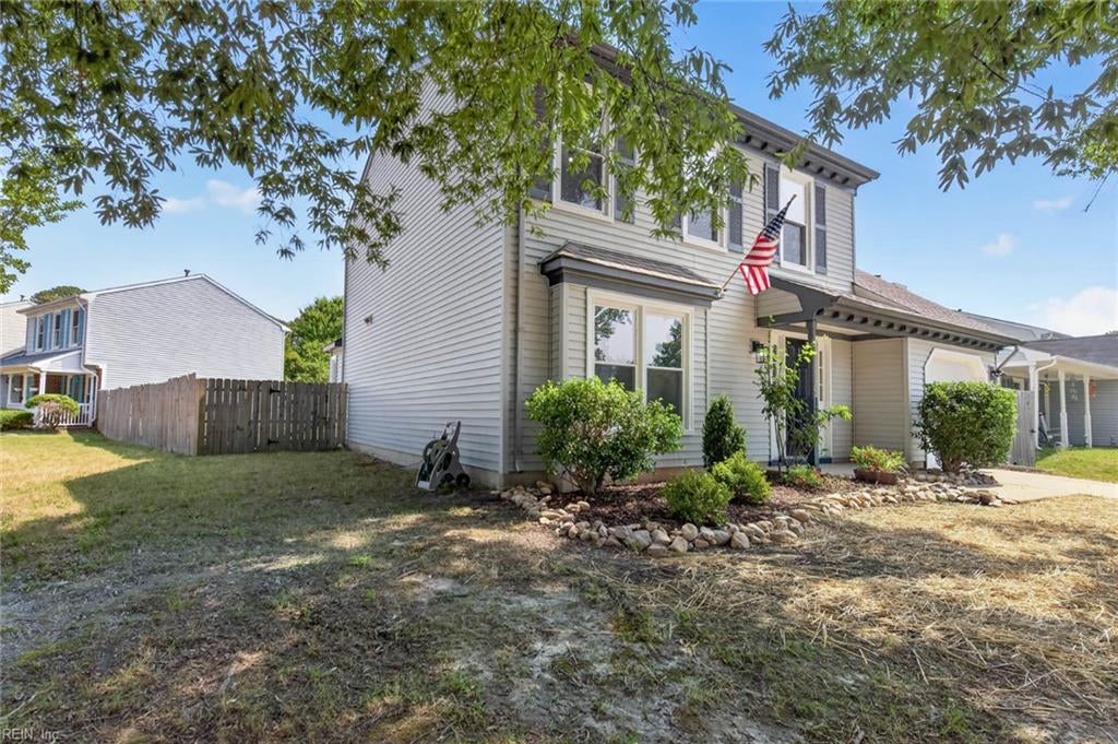 1220 Renoir CT
