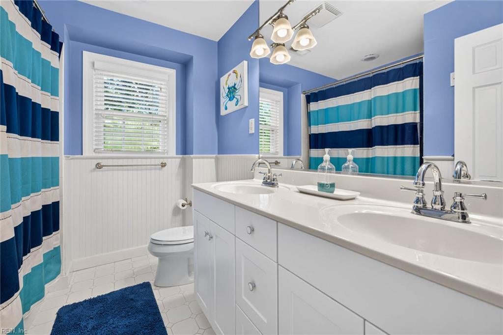 424 Susan Constant DR