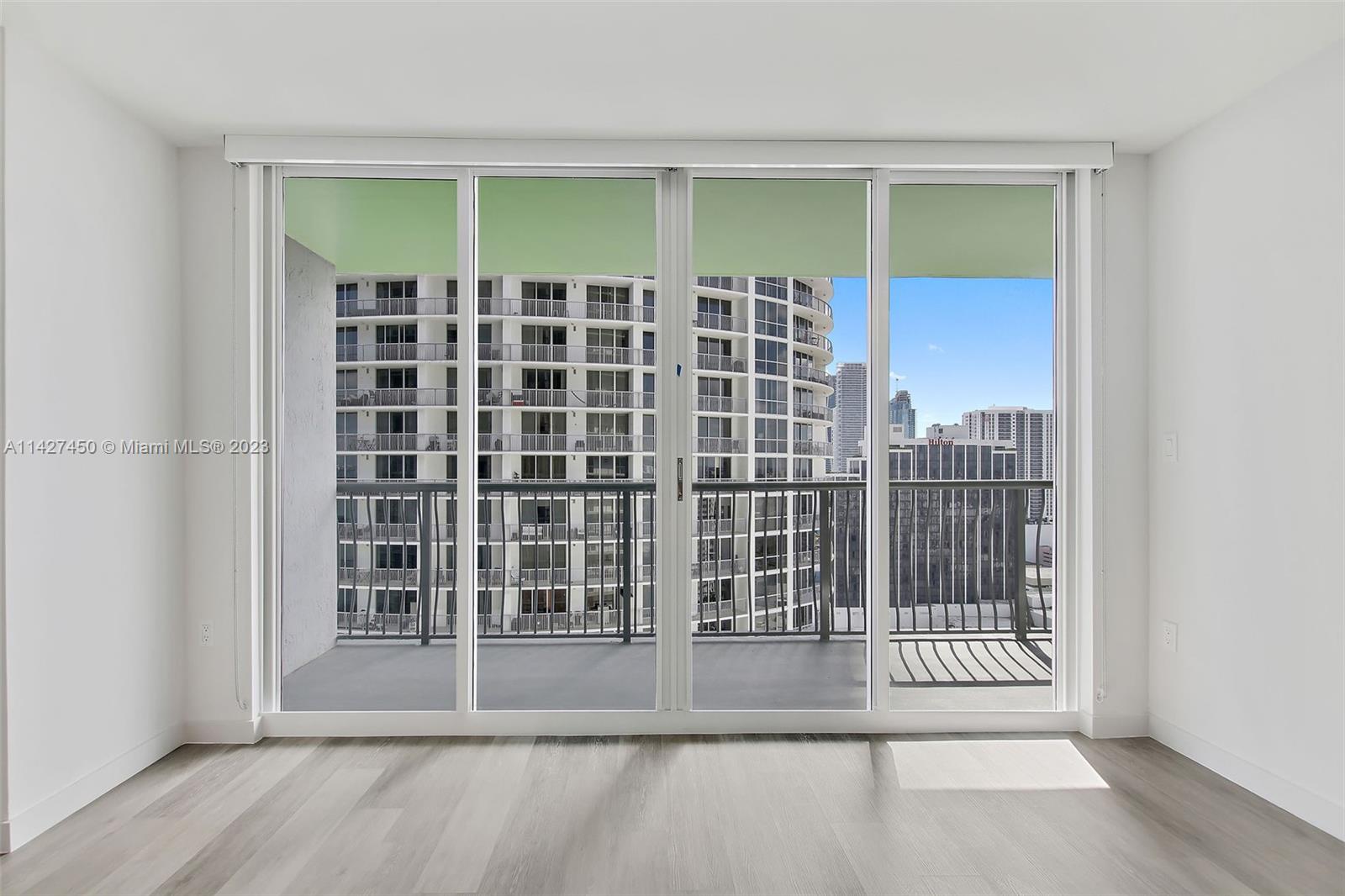 1756 N Bayshore Dr # 32I