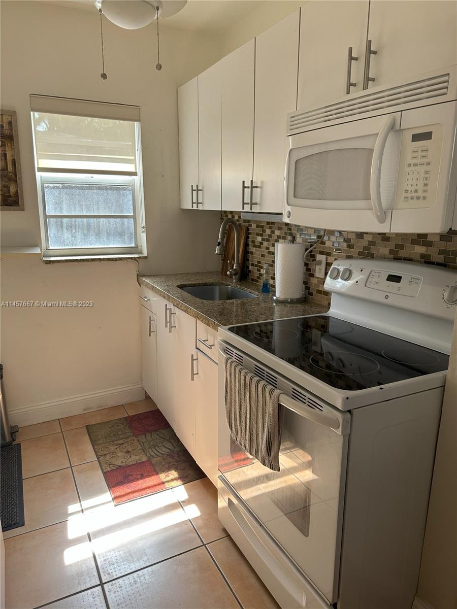400 SW 7th St