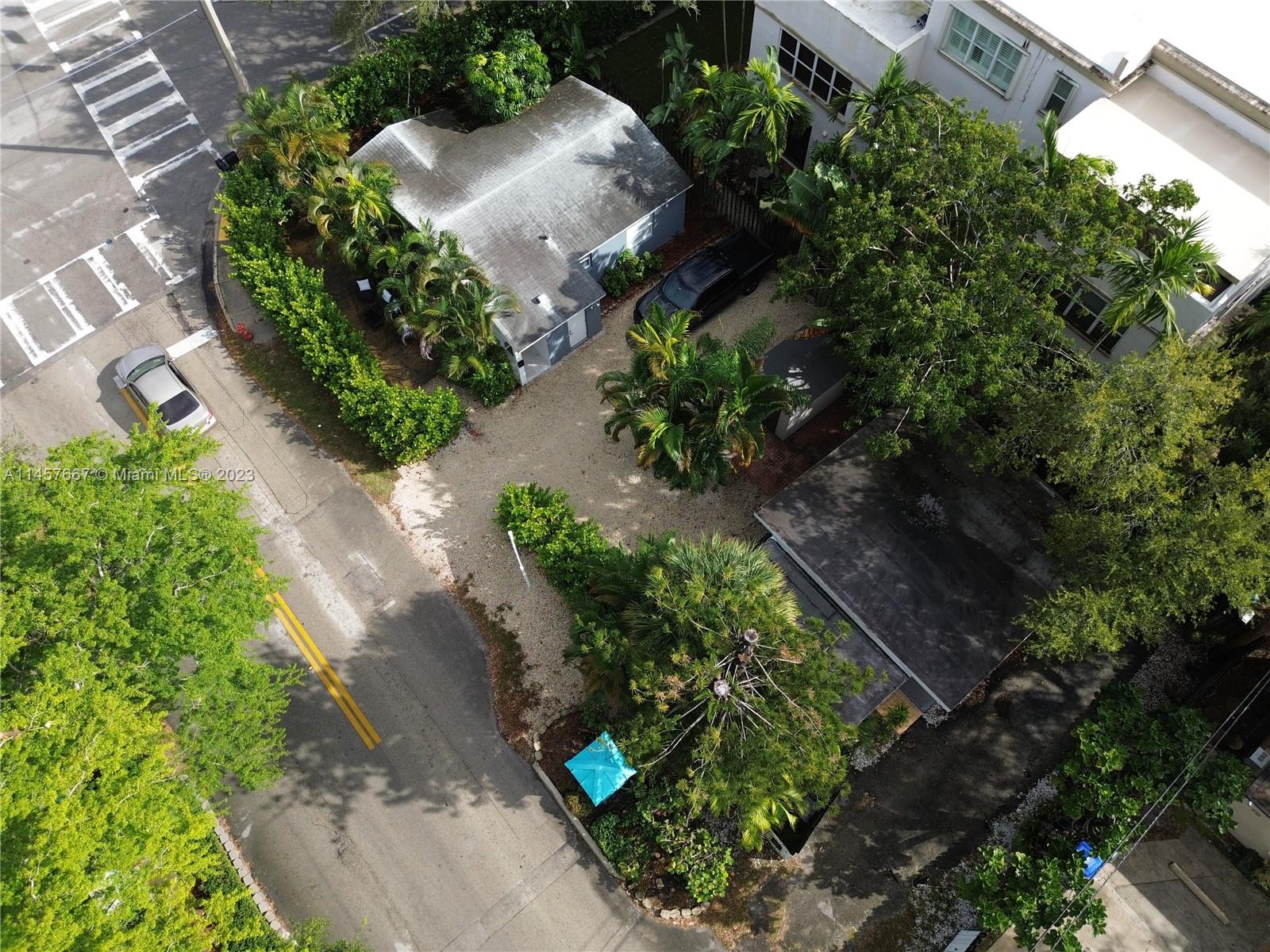 400 SW 7th St