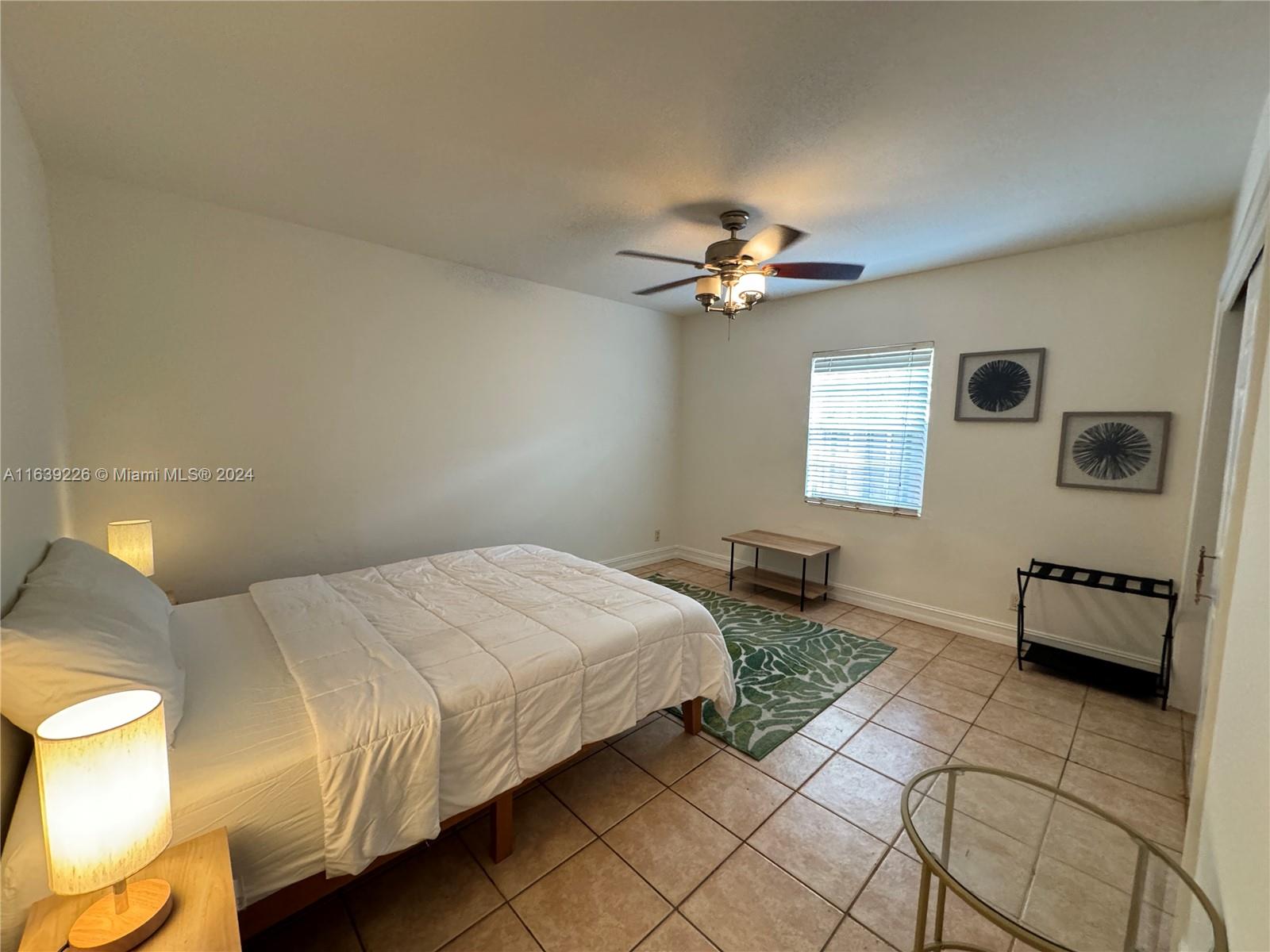 809 SW 12th Ave # 1