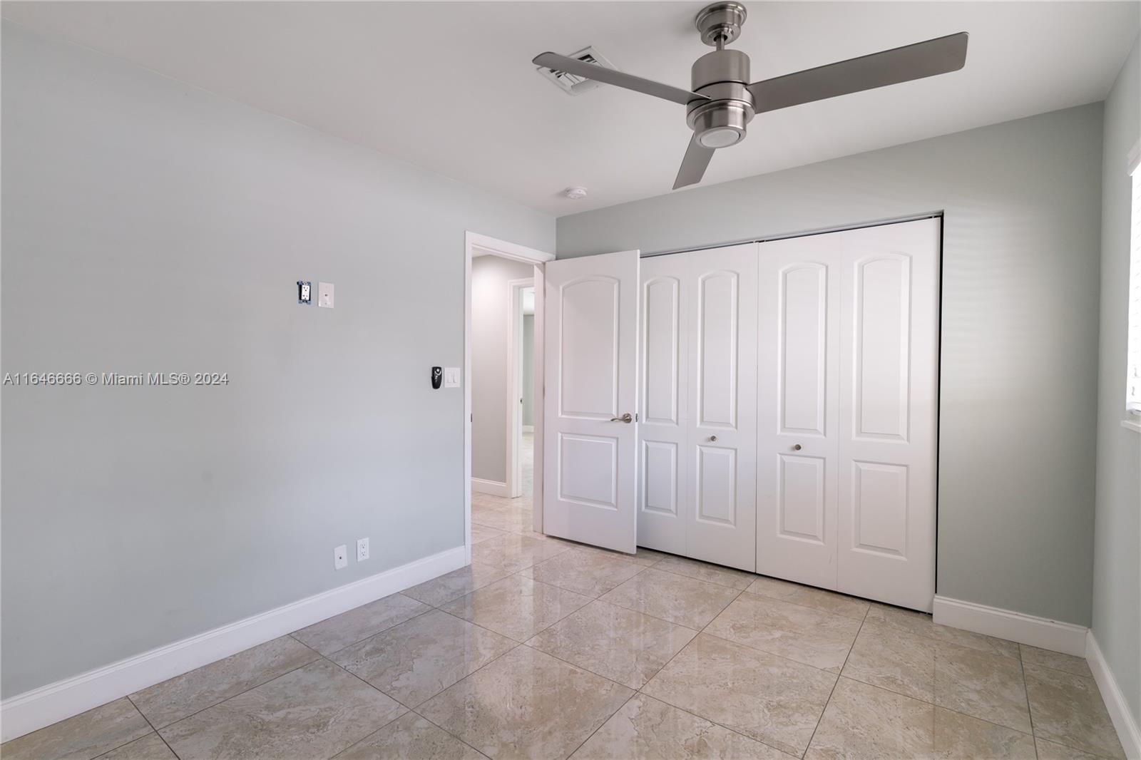 3256 Oleander Way