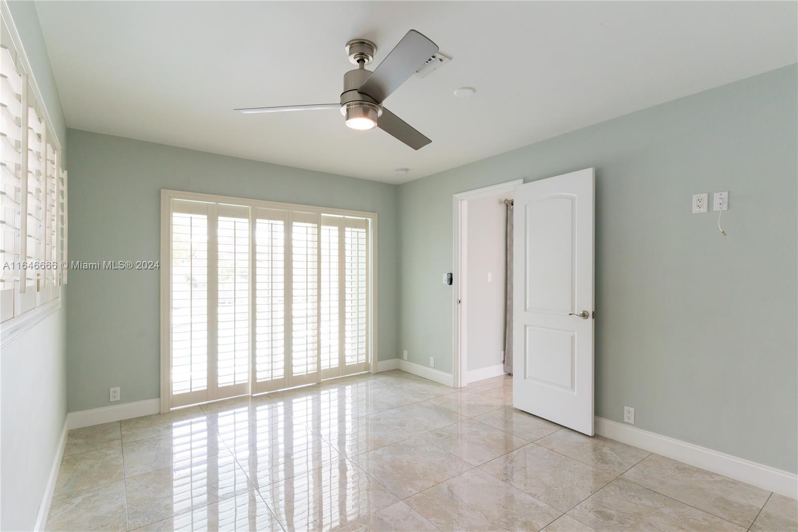 3256 Oleander Way