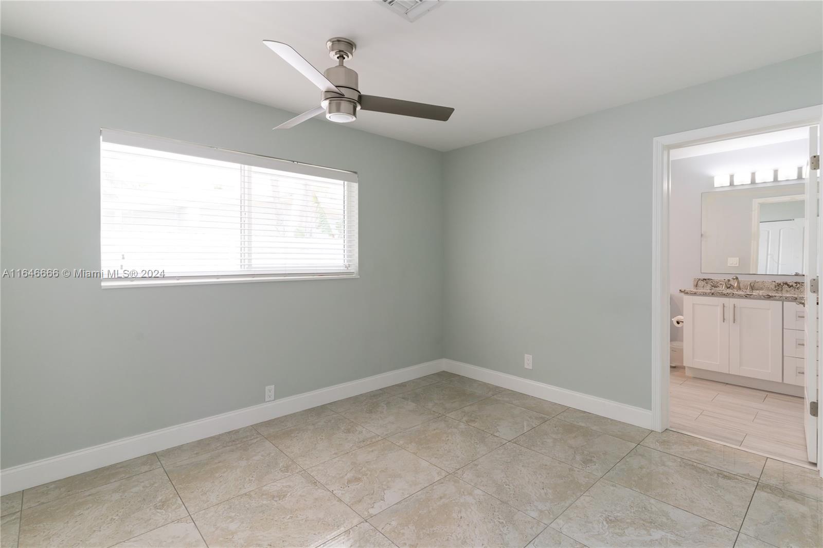 3256 Oleander Way