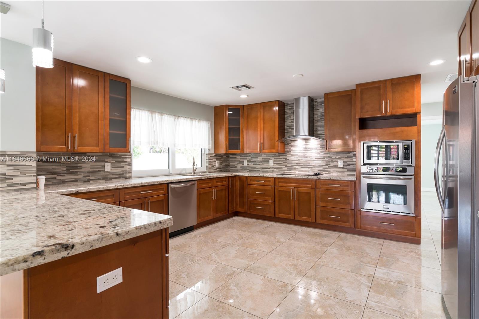3256 Oleander Way