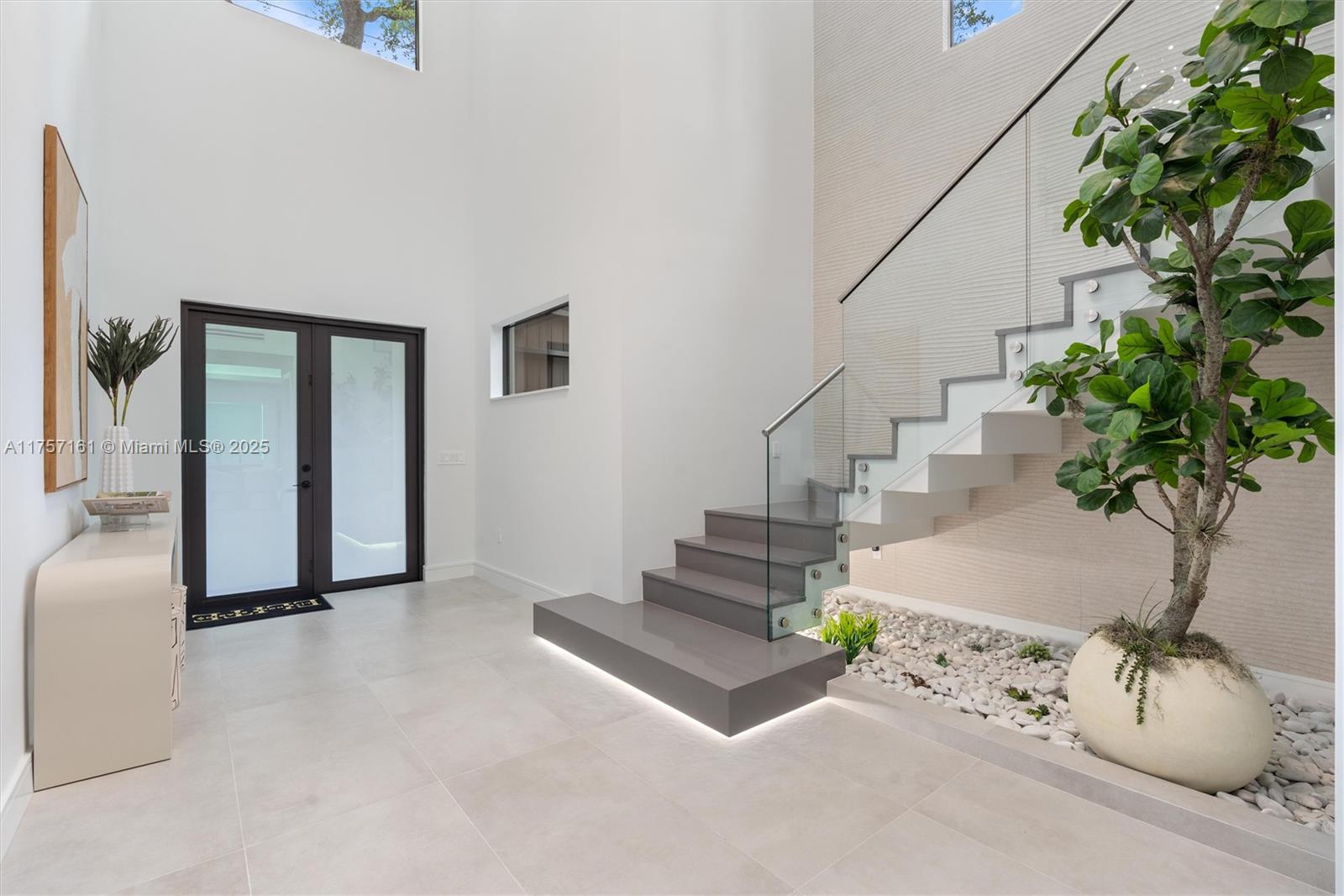 1416 SW 9th St