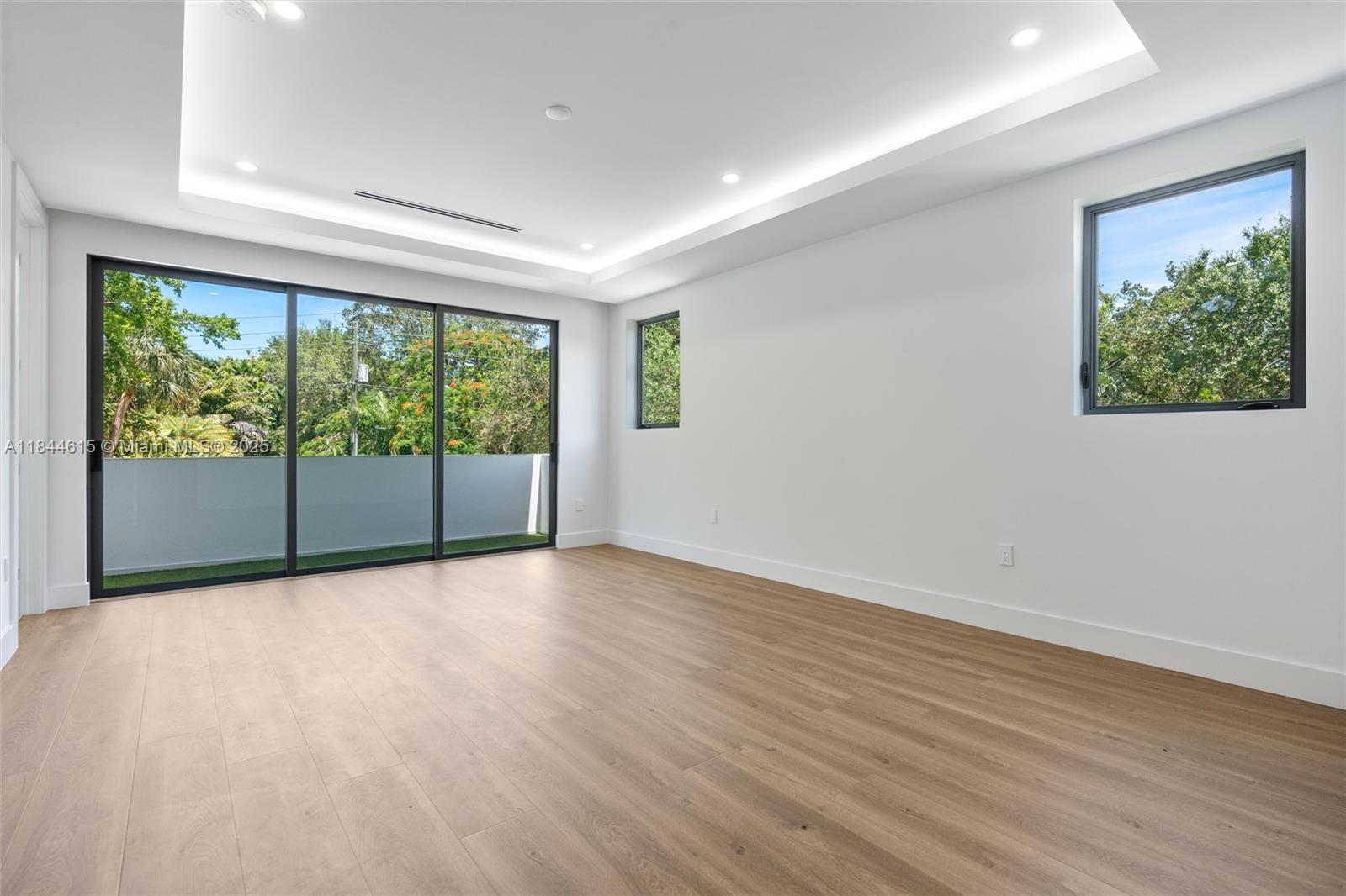 807 SW 12th Ave