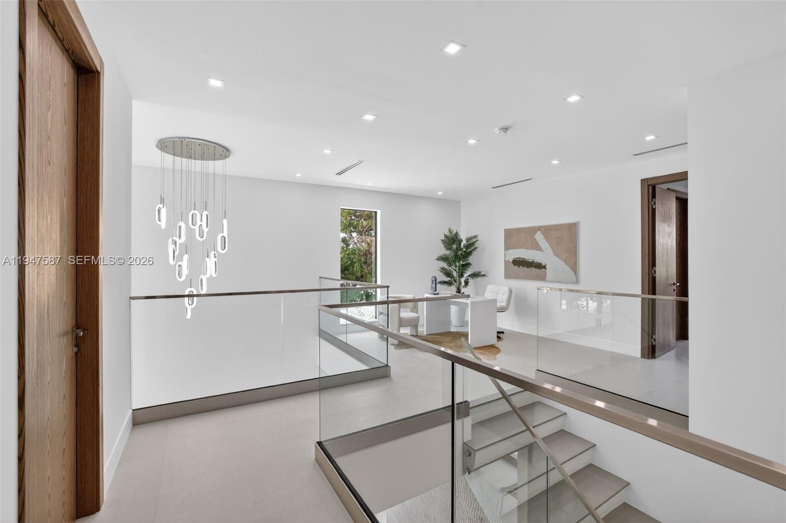 604 SW 7th St