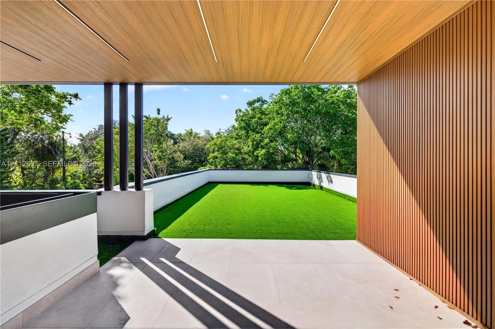 700 SW 12th Ave