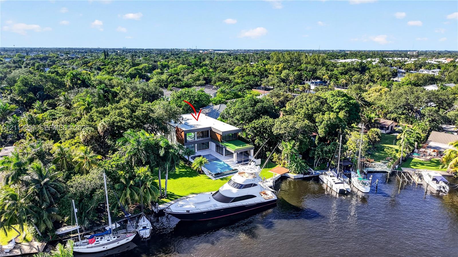 700 SW 12th Ave