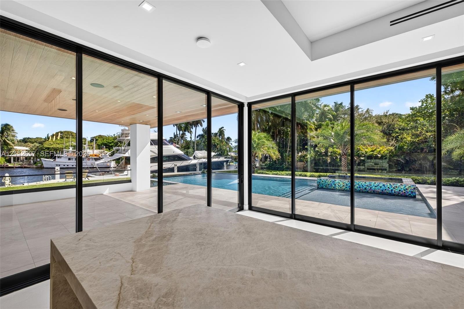 700 SW 12th Ave