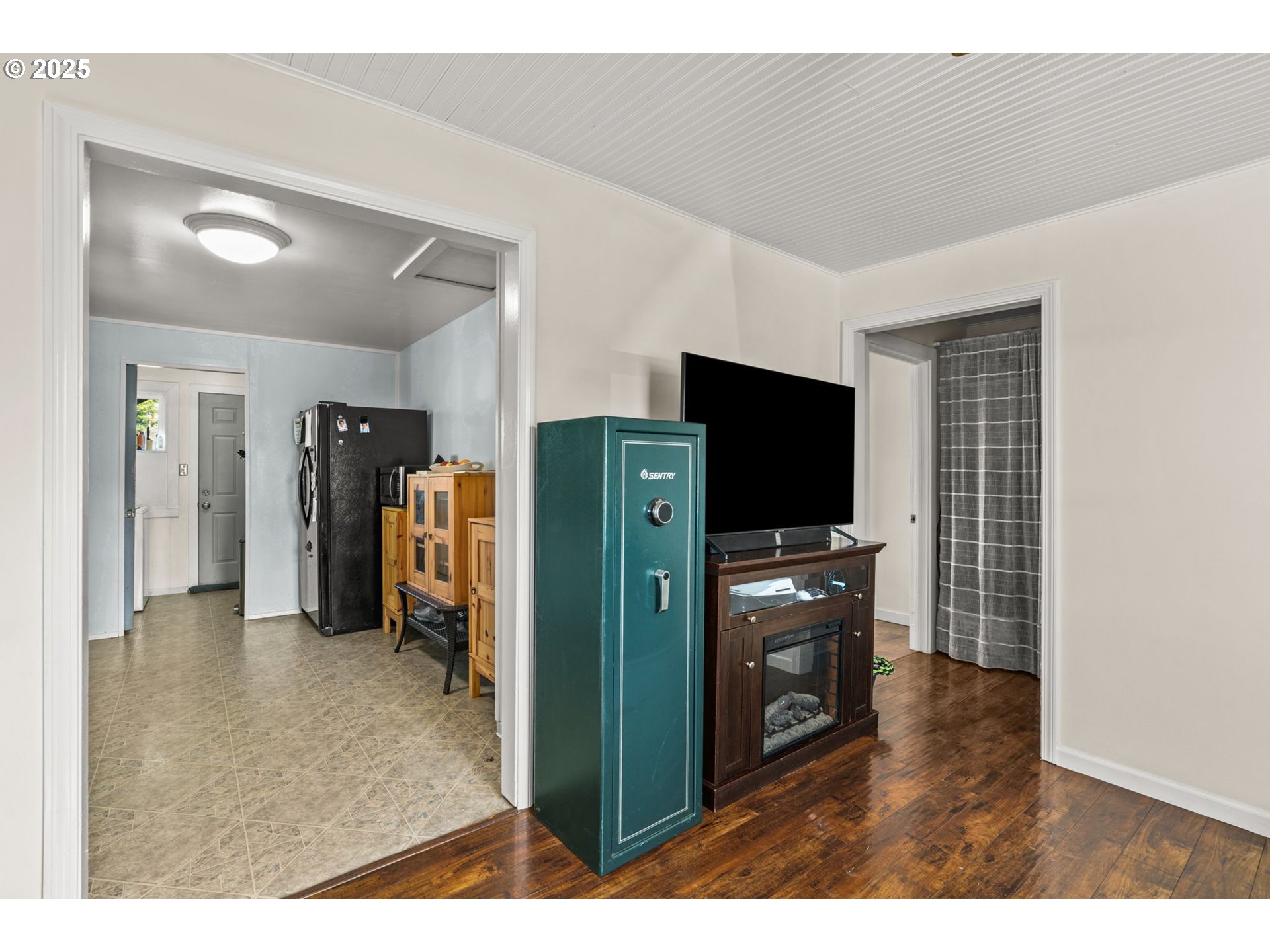 12 N CANNON ST, Lowell