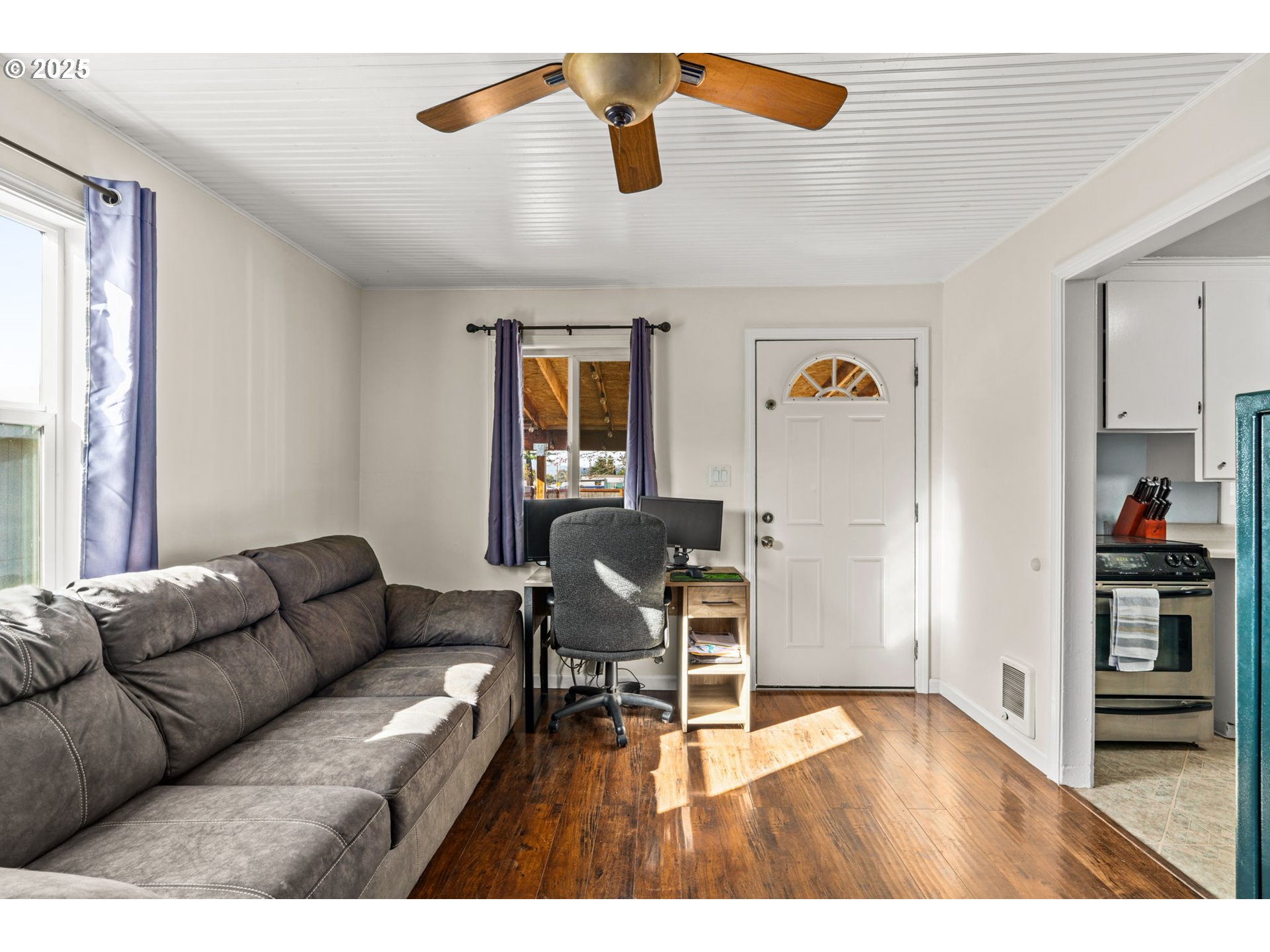 12 N CANNON ST, Lowell