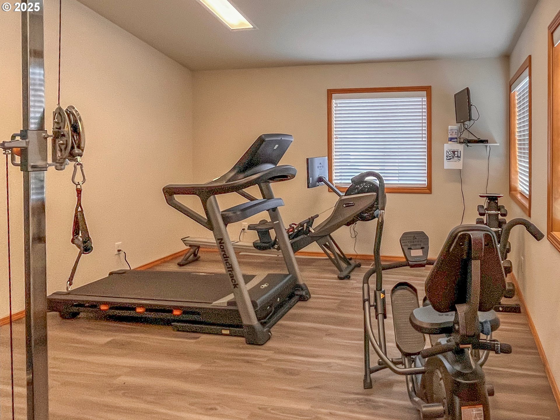 121 MATTHEW LEE CT