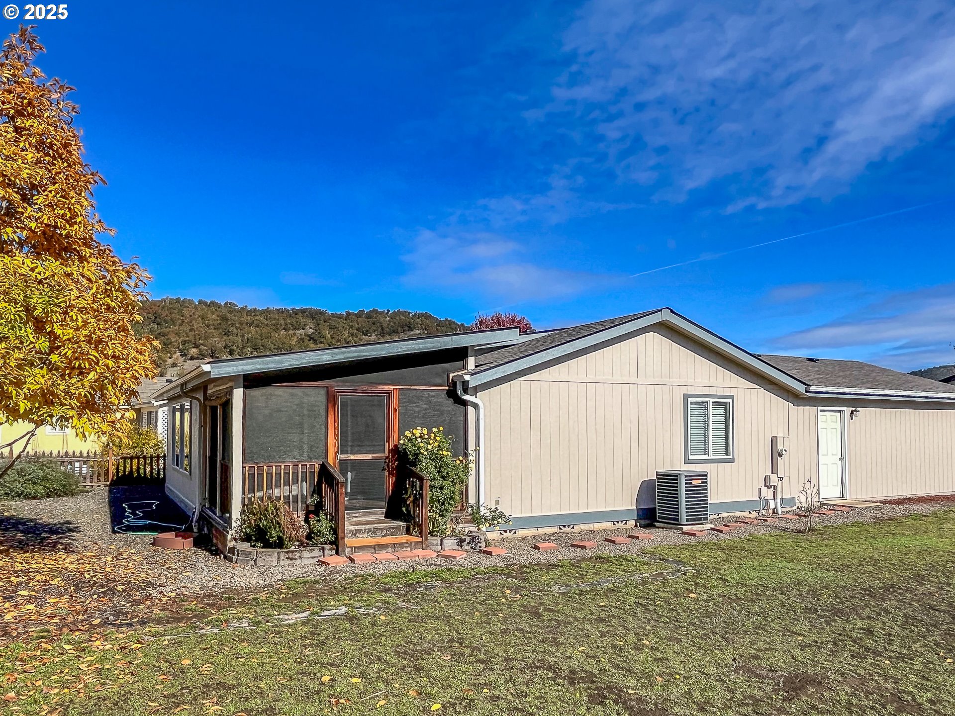 121 MATTHEW LEE CT