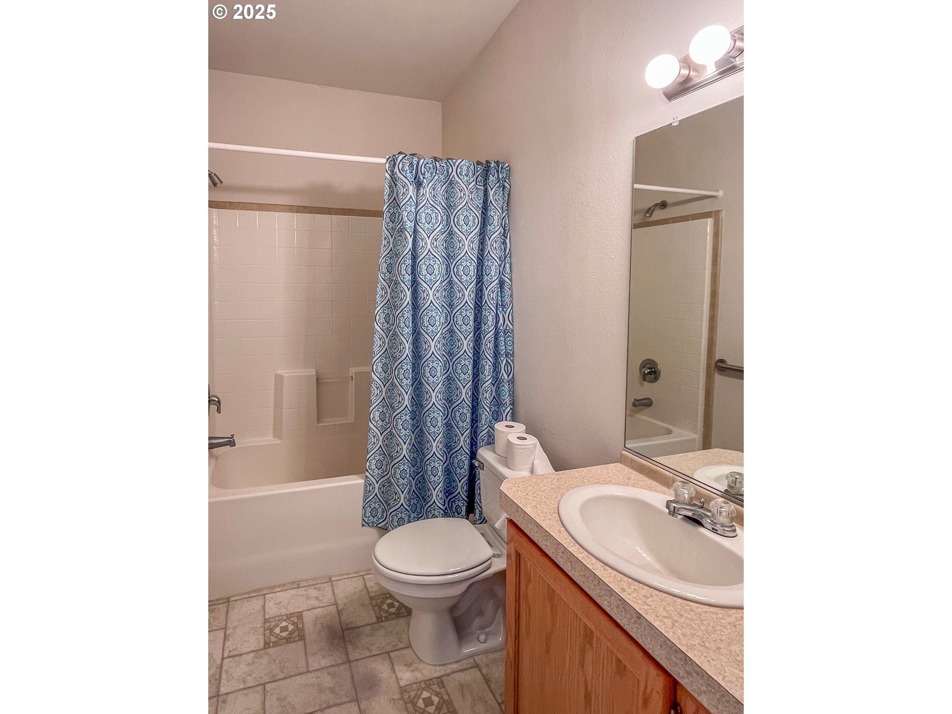 121 MATTHEW LEE CT