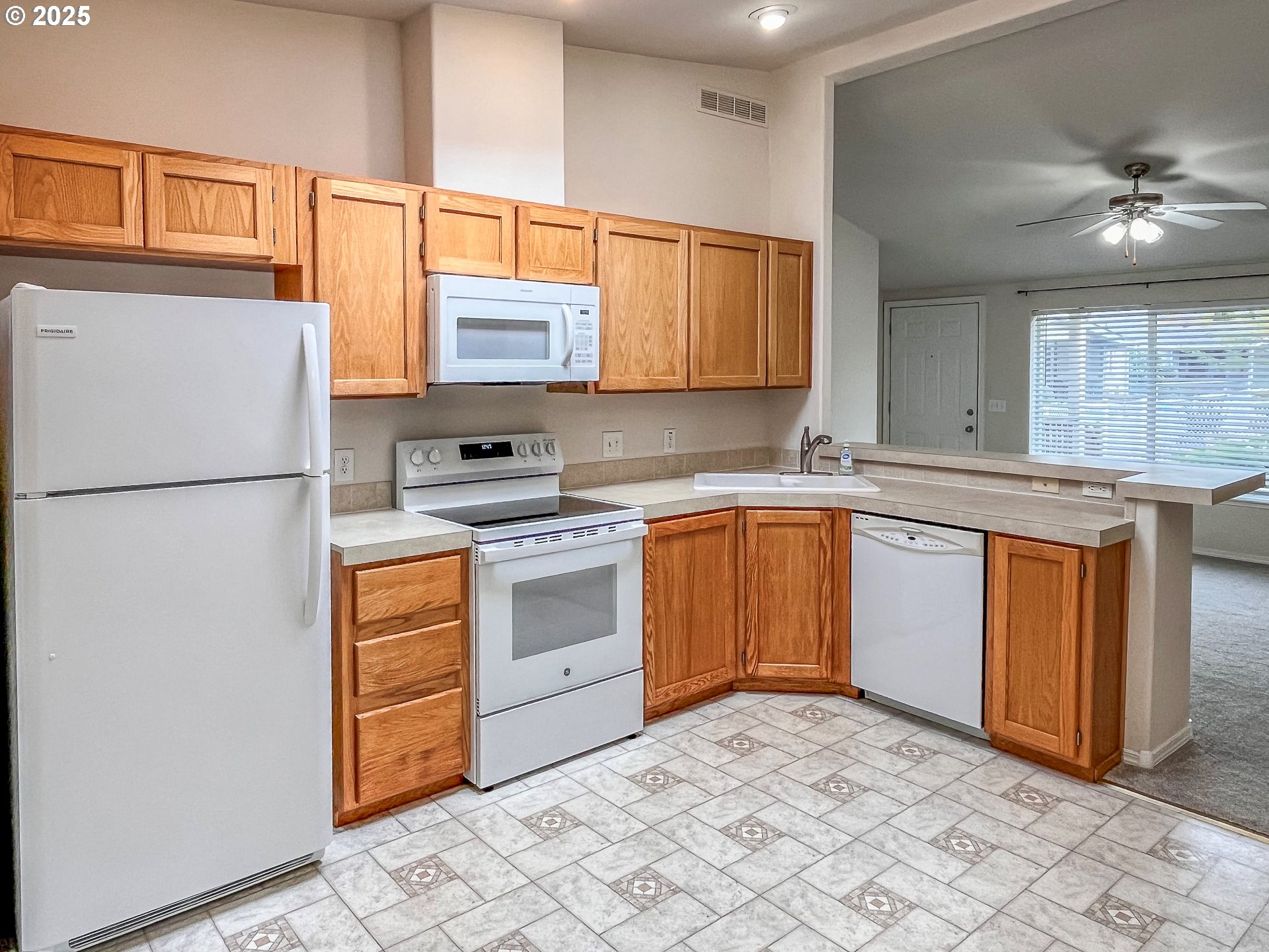 121 MATTHEW LEE CT