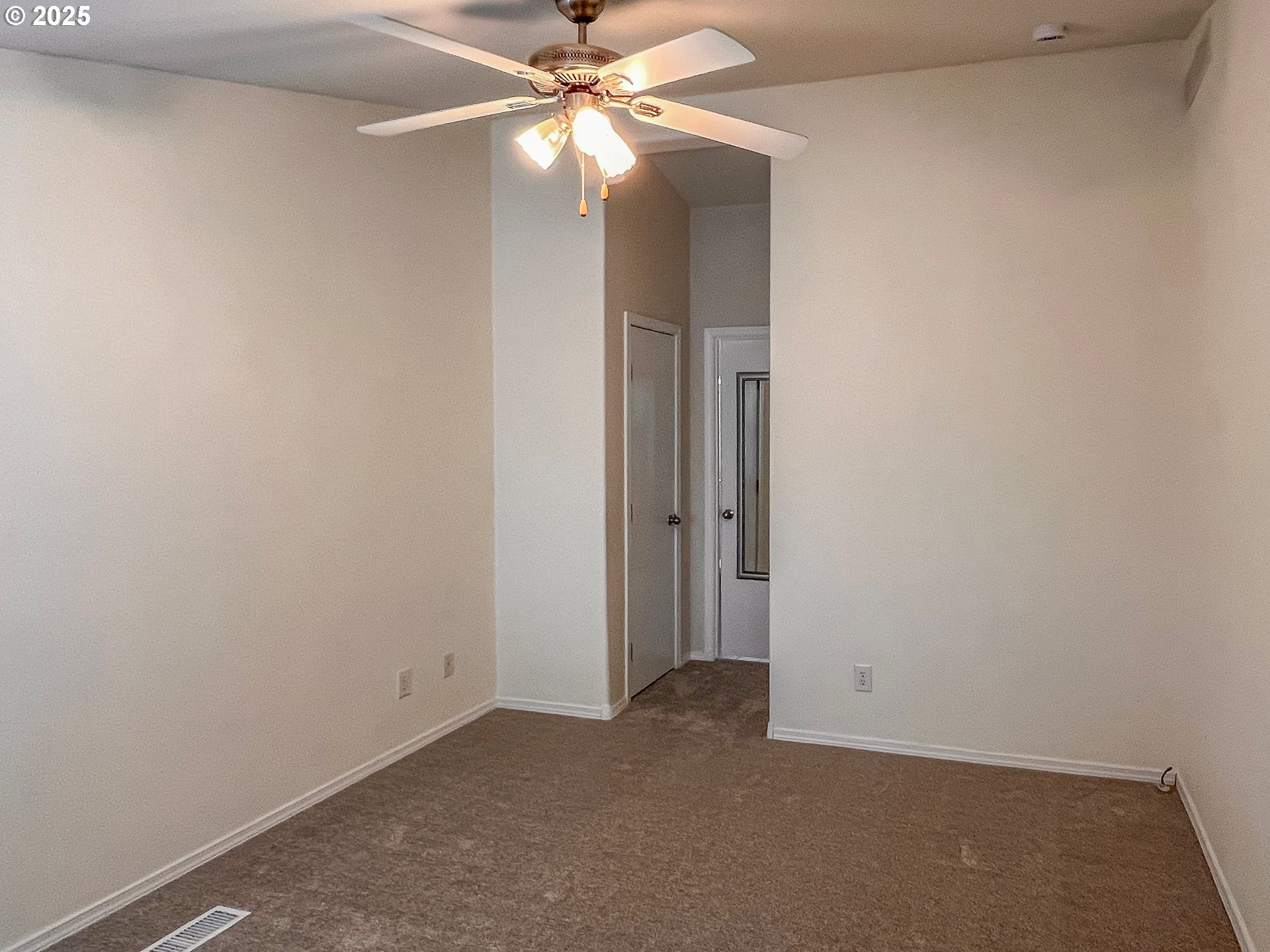 121 MATTHEW LEE CT