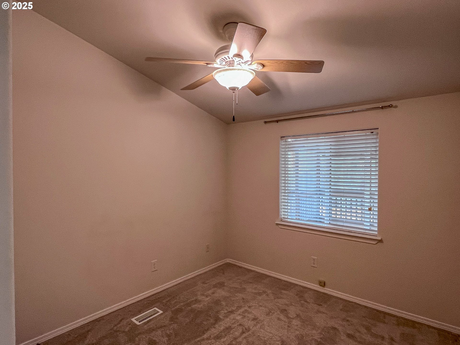 121 MATTHEW LEE CT