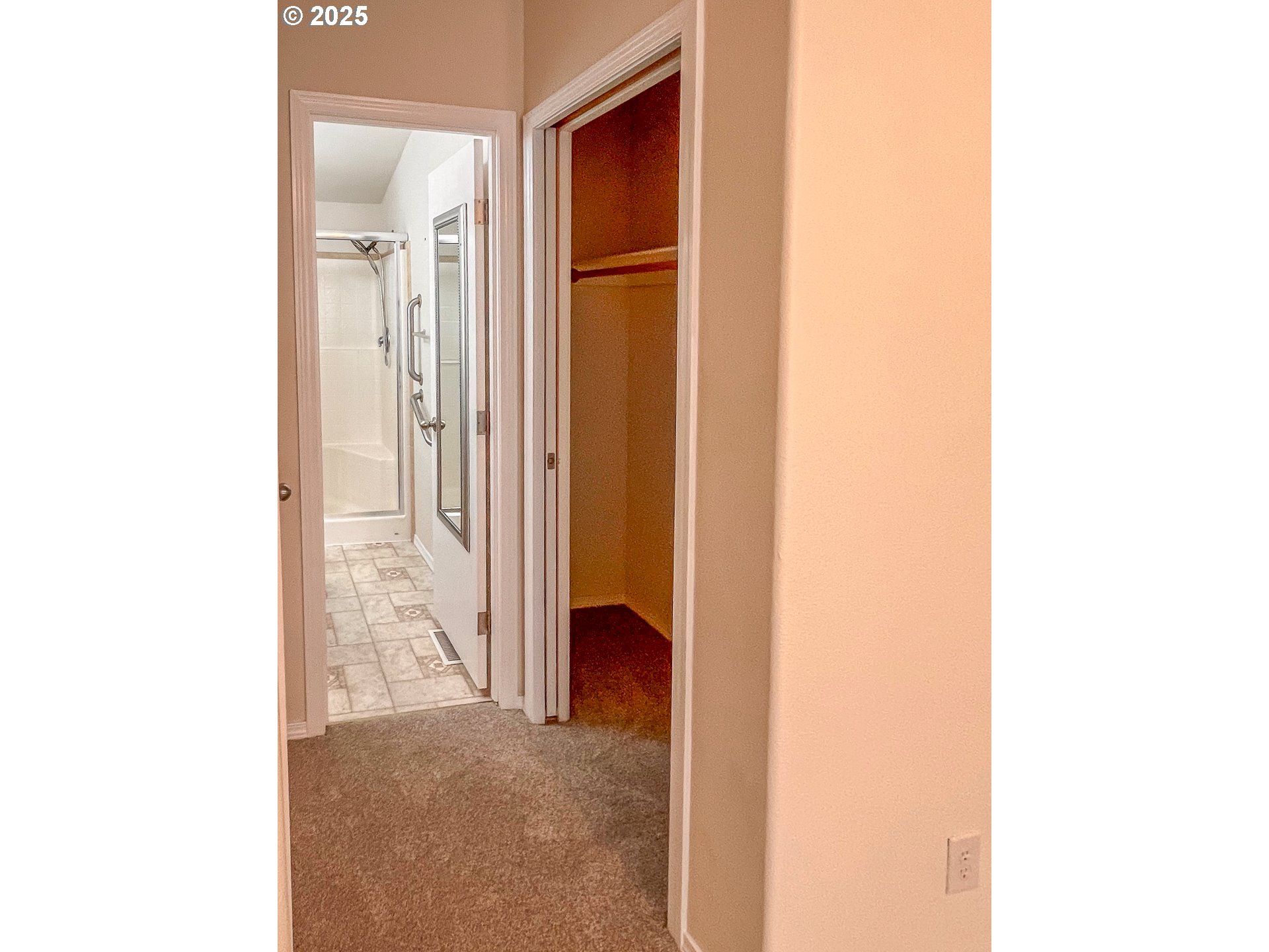 121 MATTHEW LEE CT