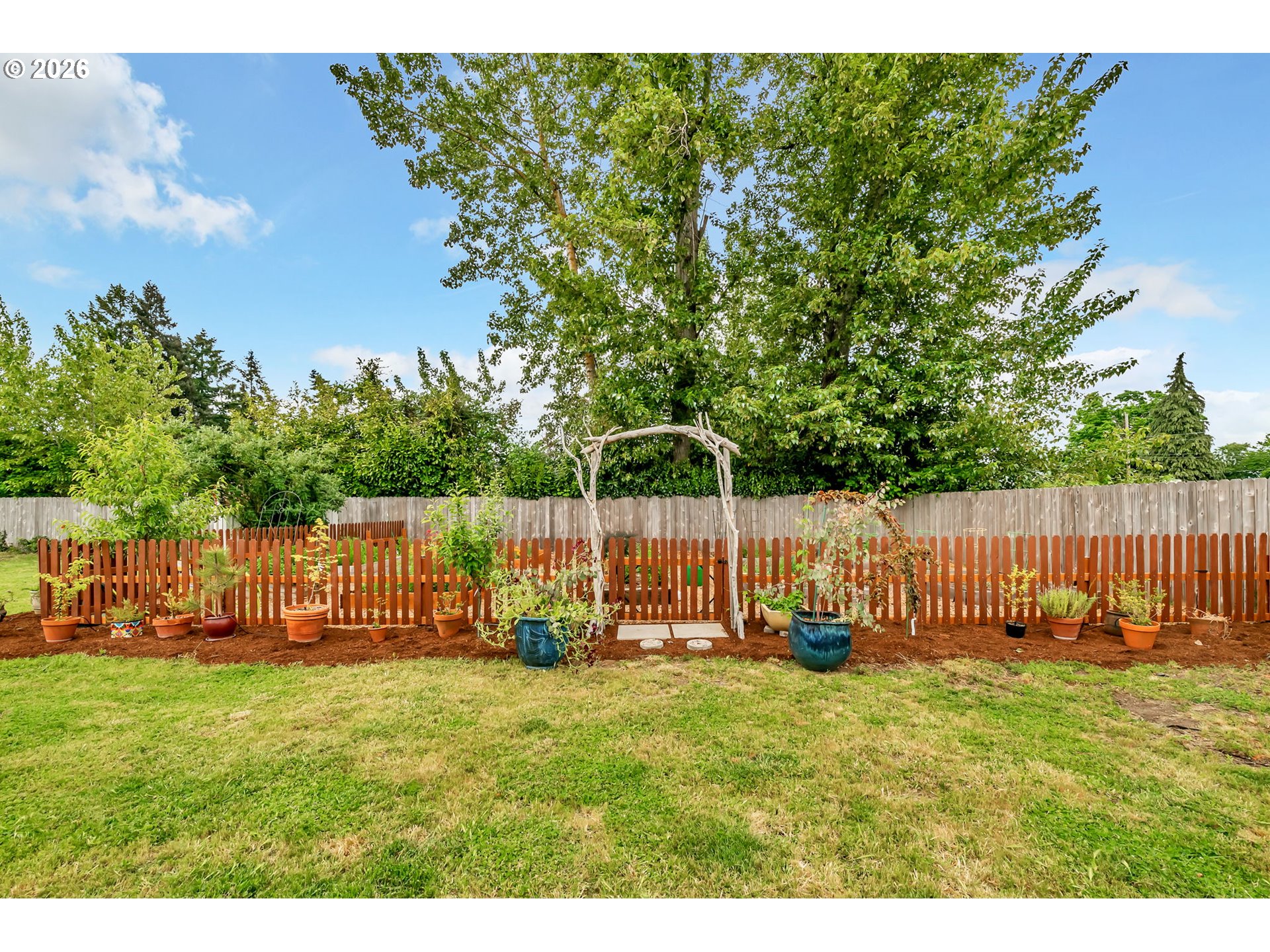 3811 SOUZA ST