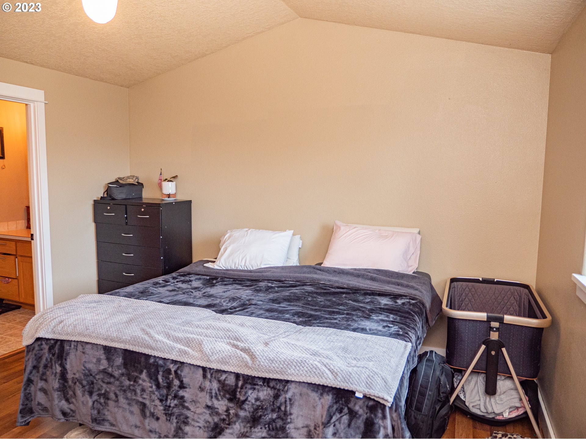 131 W JADON DR