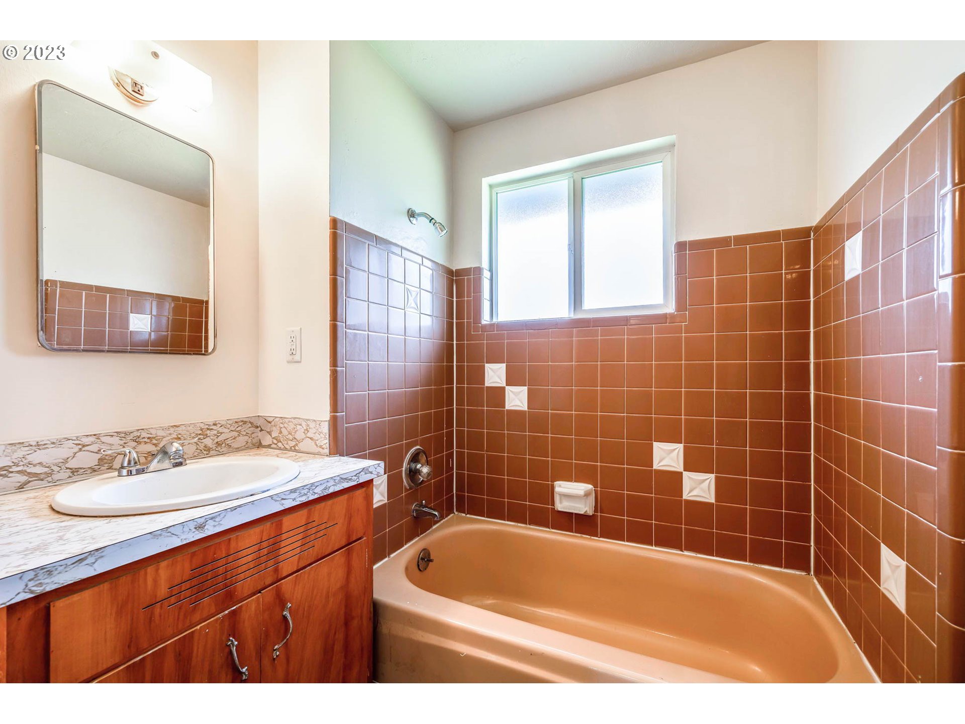 291 LOBELIA AVE