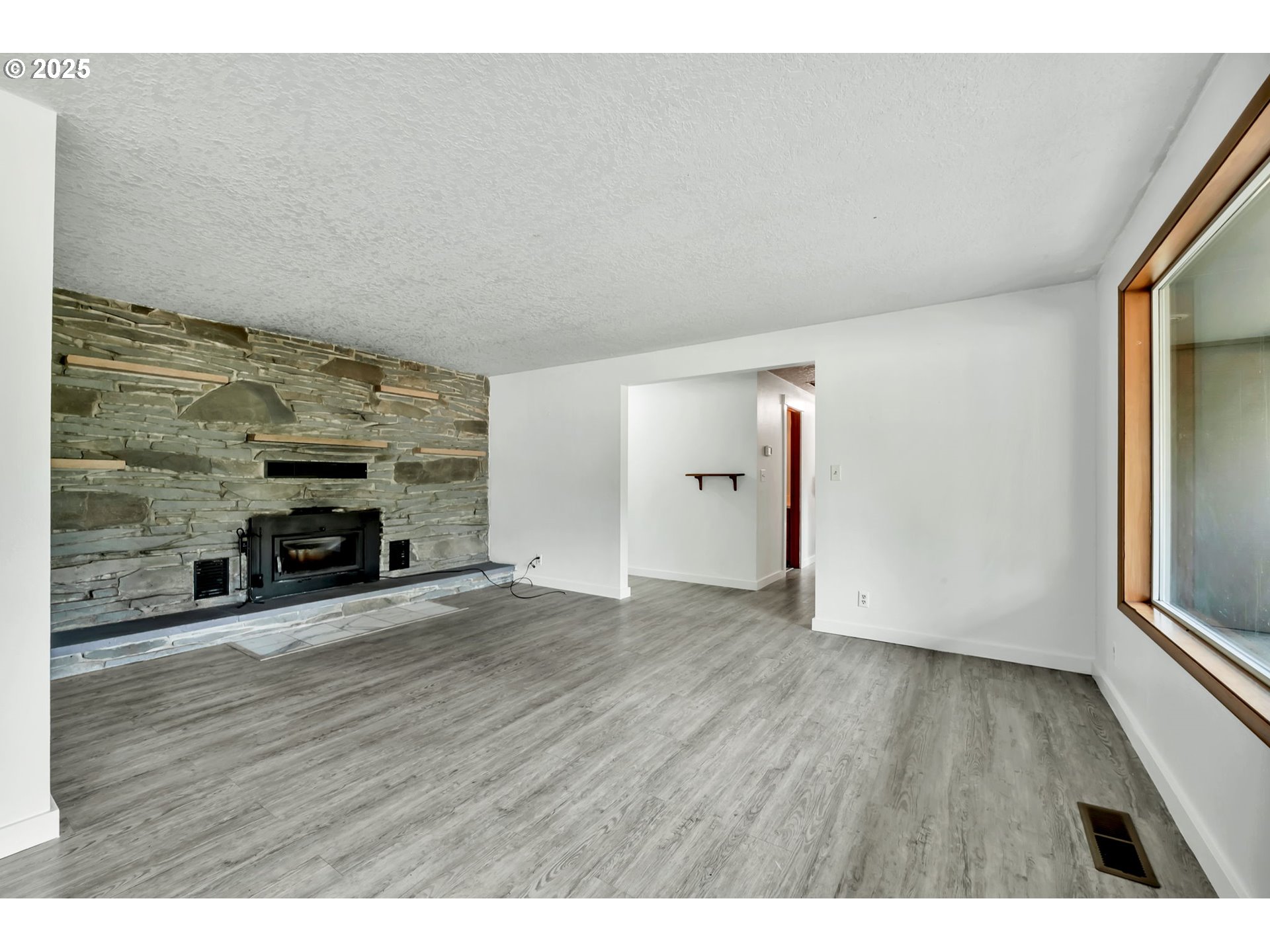26019 MARINA RD