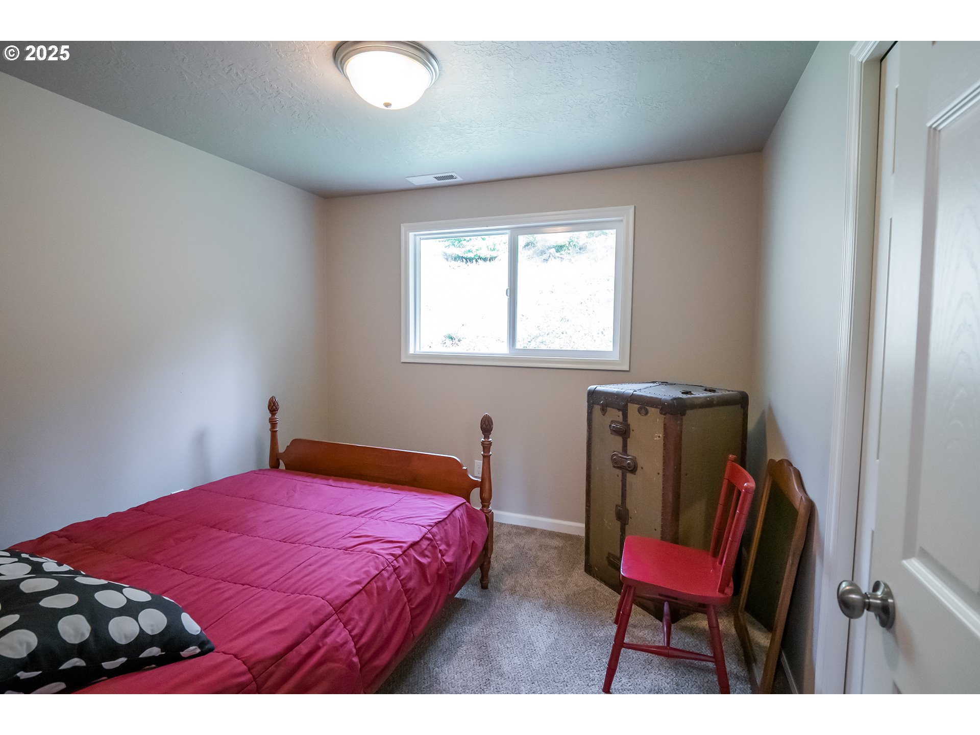 76377 MOSBY CREEK RD